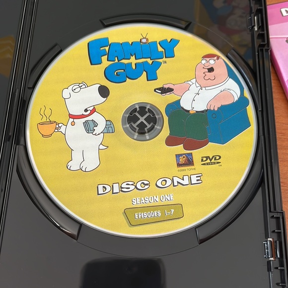 Family Guy DVDs, volume one, seasons 1 & 2, four DVDs, opened but barely… - Picture 6 of 15